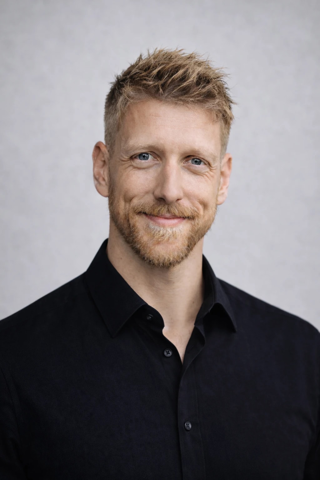 Rogier De Graaf Rogier de Graaf is commercial director at Touchtribe